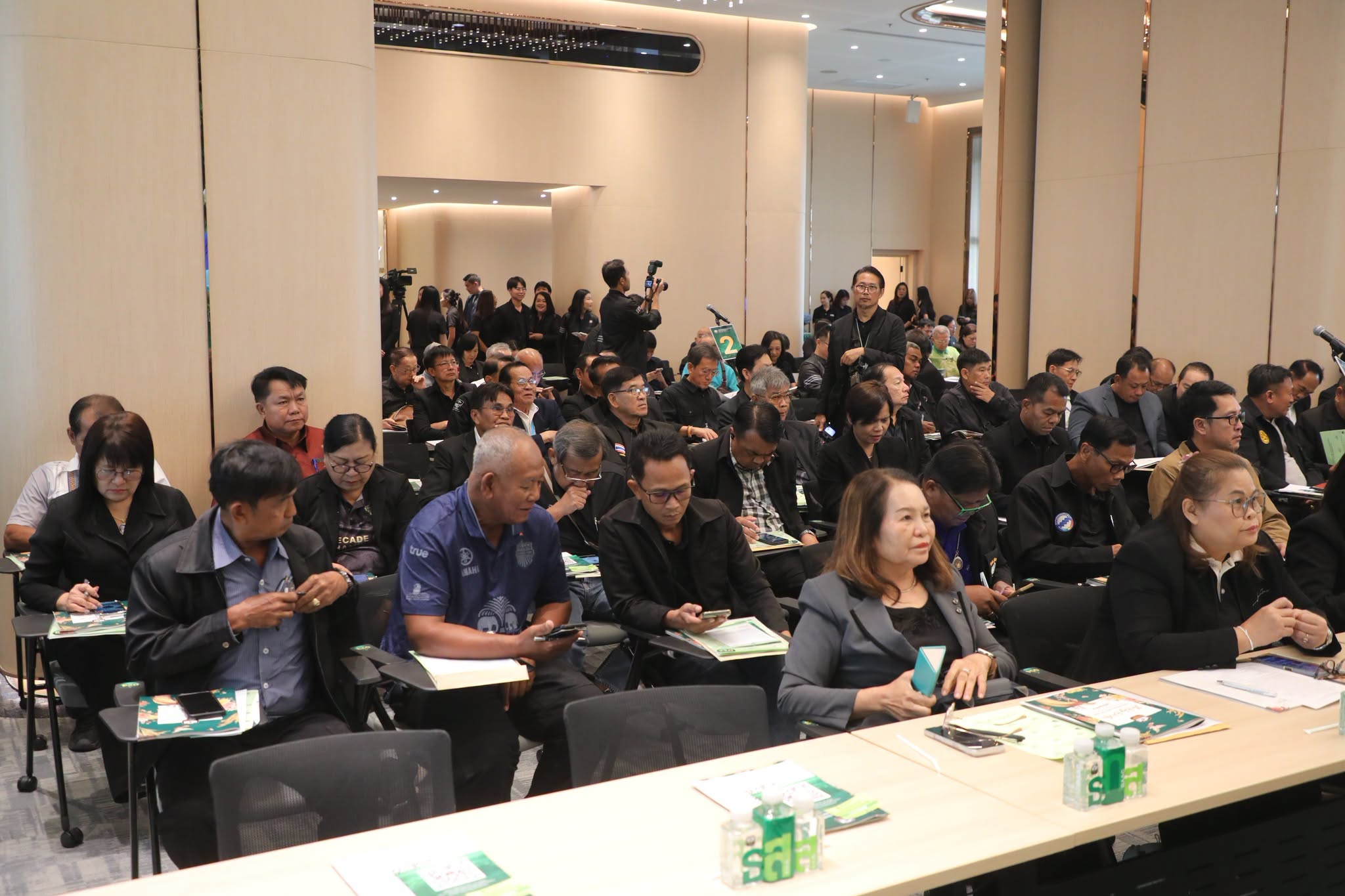 title - ส.ป.ก. ร่วมประชุมใหญ่ผู้ถือหุ้น ธ.ก.ส. ครั้งที่ 61 ขับเคลื่อนวาระงบประมาณและผลการดำเนินงาน ปี 68